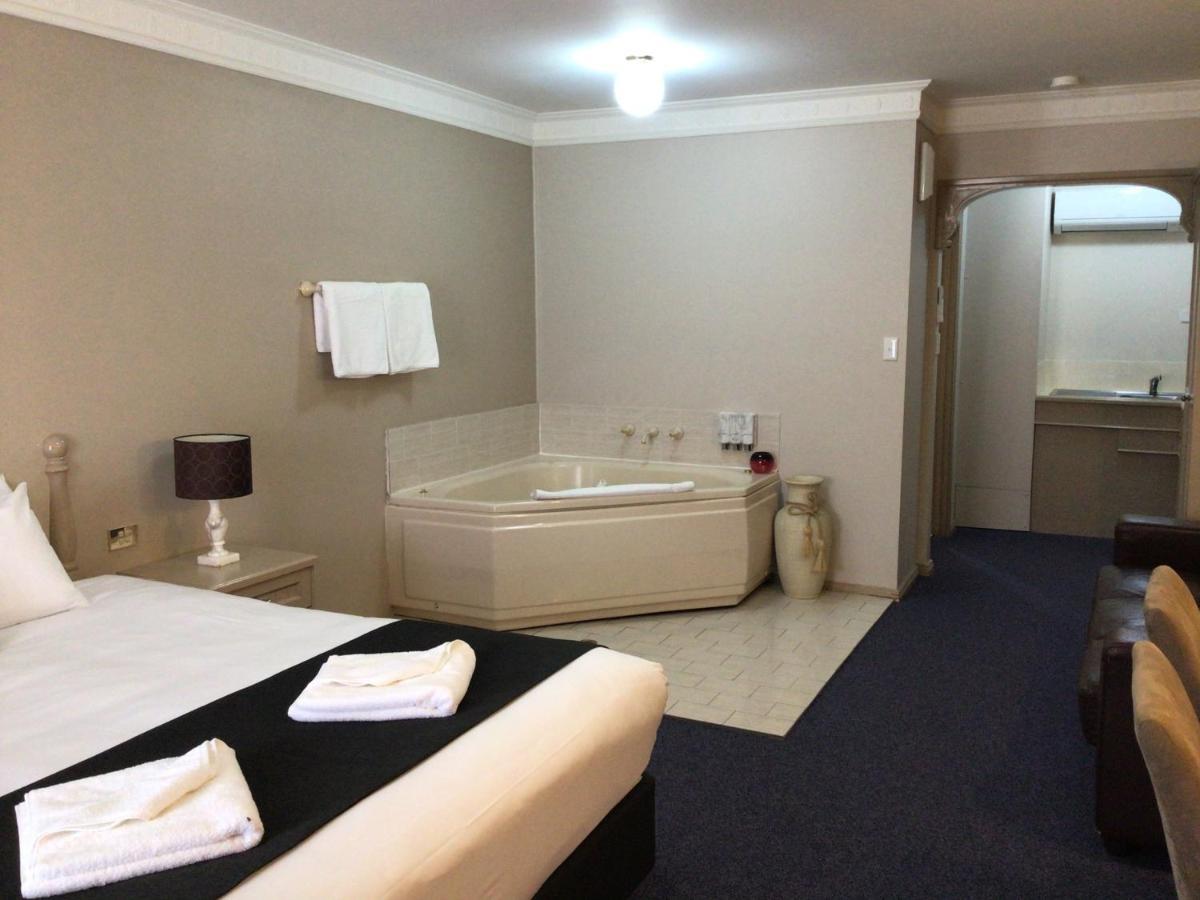 Heritage Motor Inn โกลเบิร์น ภายนอก รูปภาพ
